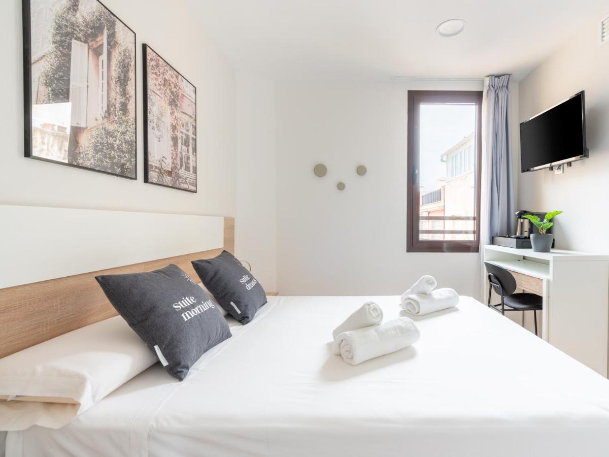 Limehome Barcelona Carrer De Fontcoberta - Digital Access Exterior photo